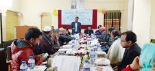 জীর্ণ-শীর্ন ঘরে শিক্ষার্থীদের পাঠদান কার্য্যক্রম ব্যাহত
