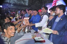 রংপুরের বদরগঞ্জে লবন ও মসল্লার গুদামঘর থেকে উদ্ধার ৩৯৫০ বোতল ফেনসিডিল