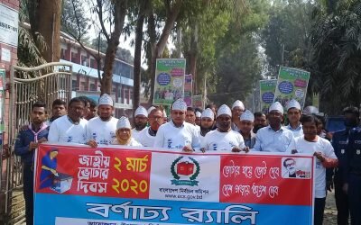খুলনায় সেনাবাহিনীর গাড়ি খাদে পড়ে সৈনিক নিহত