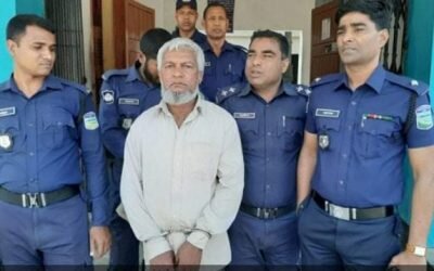 অসহায় নারীকে ২৫ লাখ টাকা মূল্যের দোকান উপহার বঙ্গবীর কাদের সিদ্দিকীর