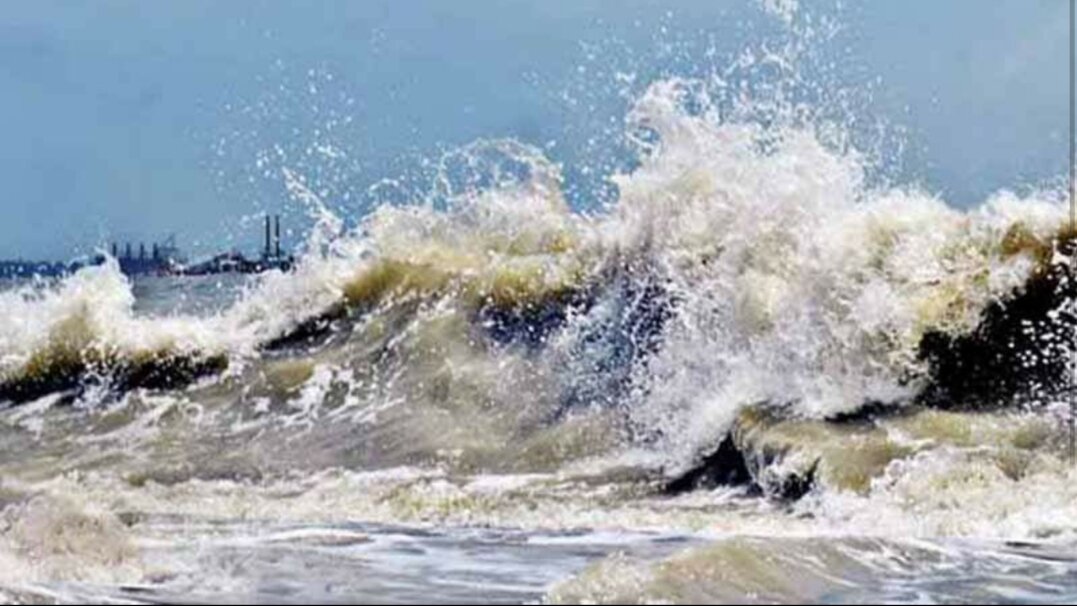 ঘূর্ণিঝড় আমপান দুর্বল হয়ে পড়েছে, সারাদেশে ৩ দিন বৃষ্টি থাকতে পারে
