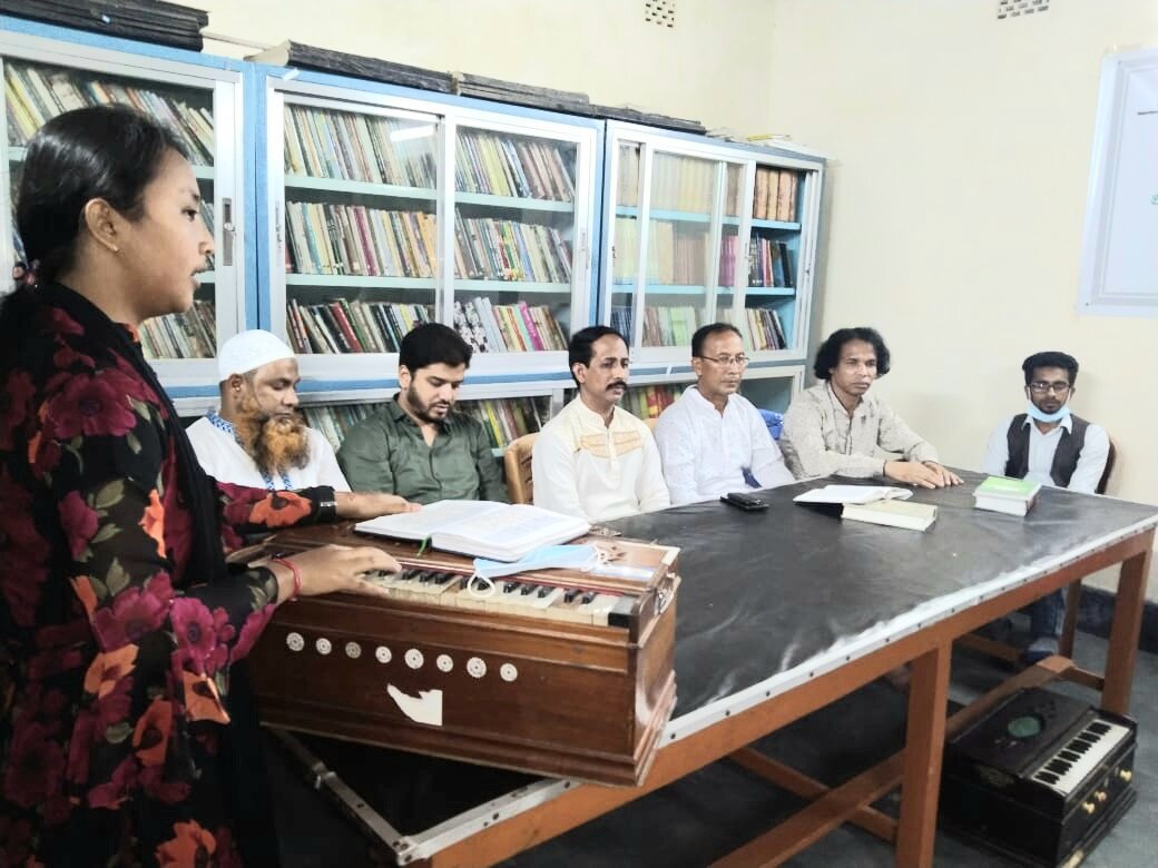 পঞ্চগড়ের বোদায় শিশুদের নিয়ে ঈদ উদযাপন করল একুশ স্মৃতি পাঠাগার